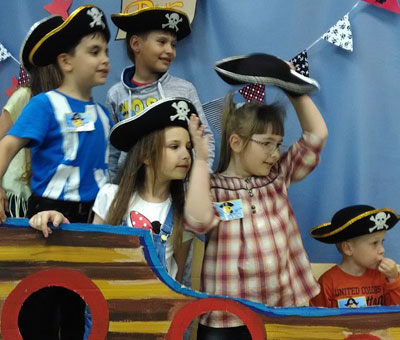 Пиратский день Рождения в развивающем клубе Шелковые детки