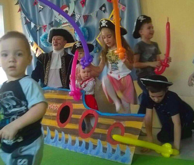 Пиратский квест в развивающем клубе Шелковые детки