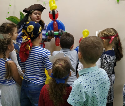 Пиратский день рождения для Миланы и Глеба в детском клубе Шелковые детки