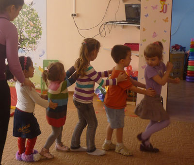 Группа кратковременного пребывания в детском развивающем клубе Шелковые детки